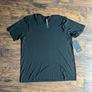 Mens Lululemon Metal Vent Breathe SS shirt XXL